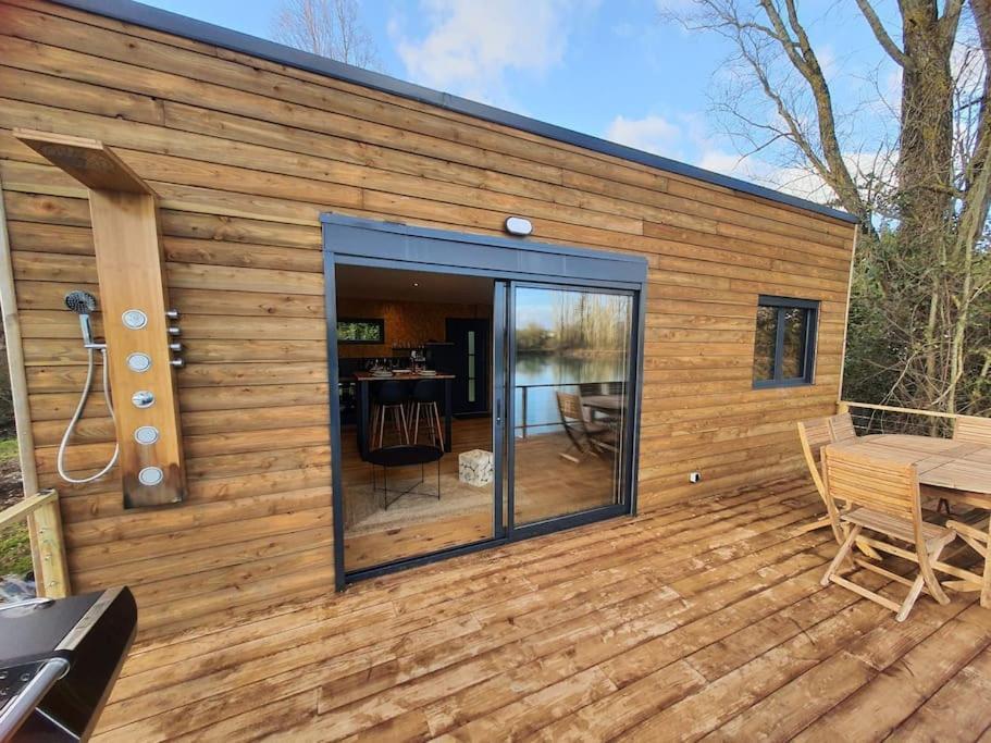 Chalet Les Pieds Dans L'Eau La Campagne A La Ville Saint-Doulchard Luaran gambar