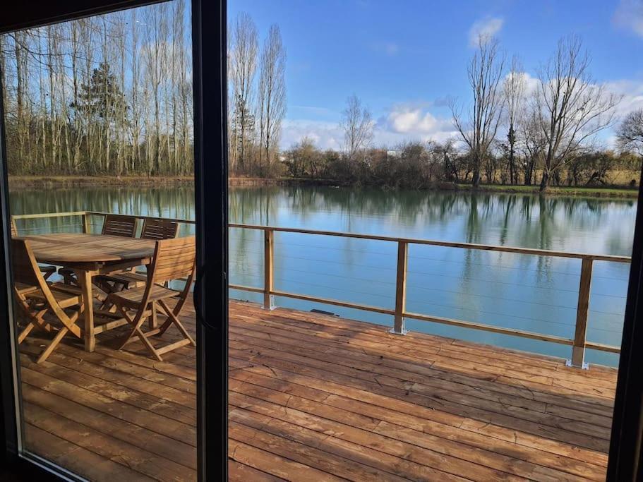 Chalet Les Pieds Dans L'Eau La Campagne A La Ville Saint-Doulchard Luaran gambar